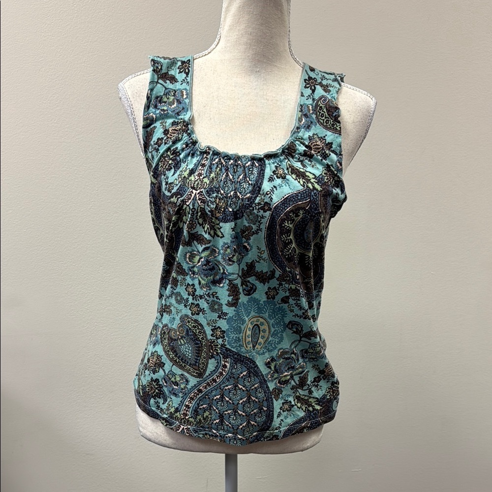 Jones Wear Floral Blue Sleeveless Top